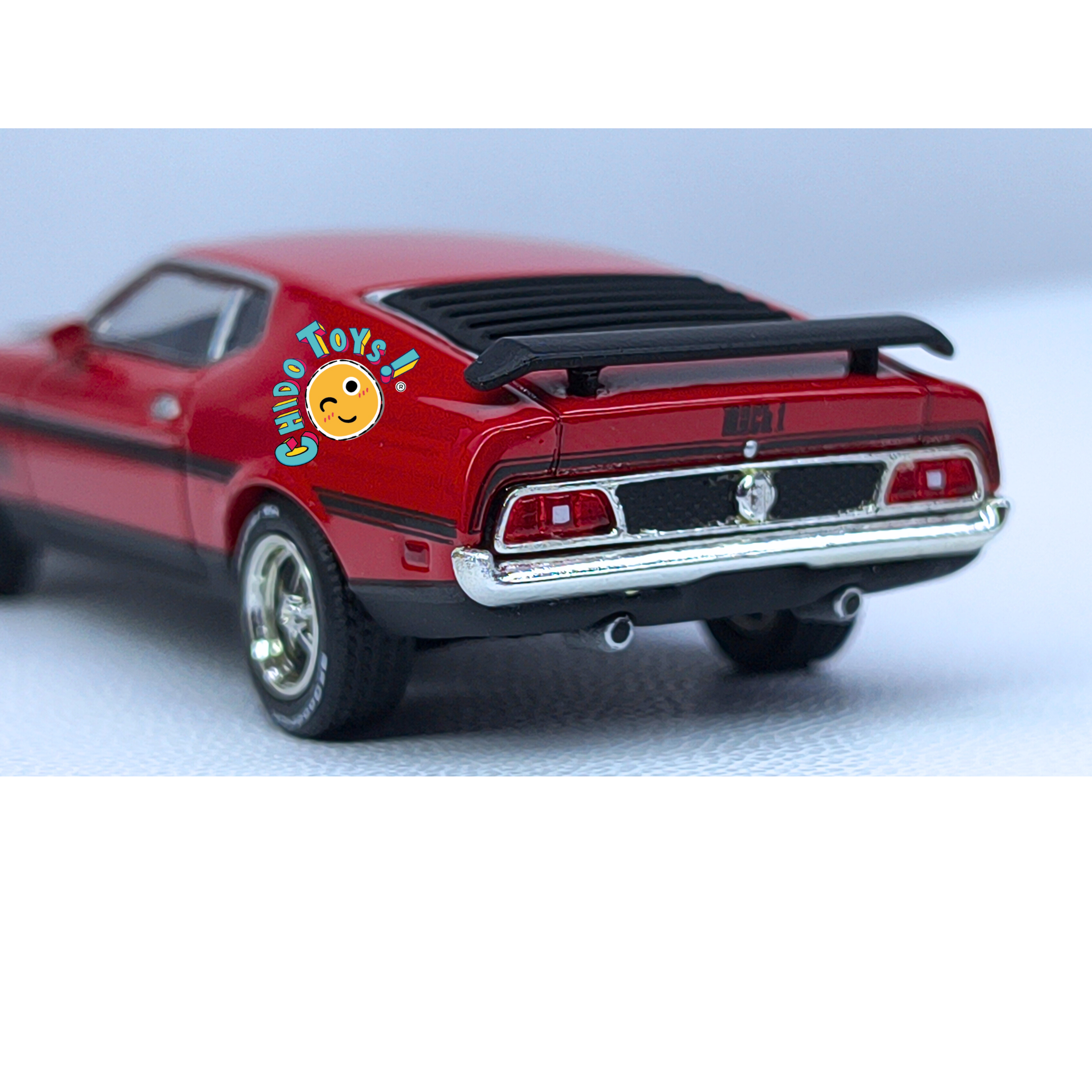 Mini GT Ford Mustang Mach 1 1971 1:64 rojo clásico