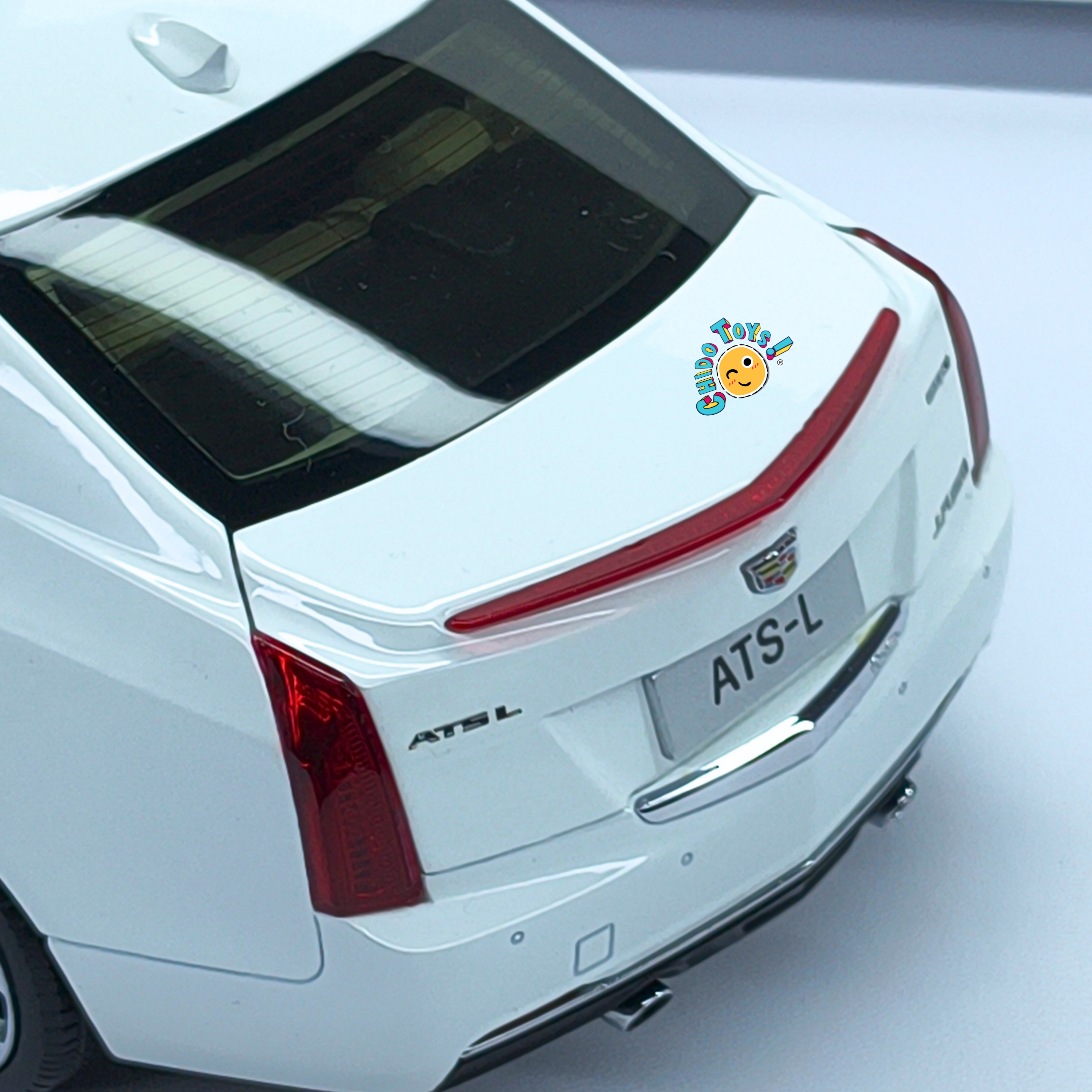 Cadillac ATS-L Dealer Edition 1:18 blanco con apertura total