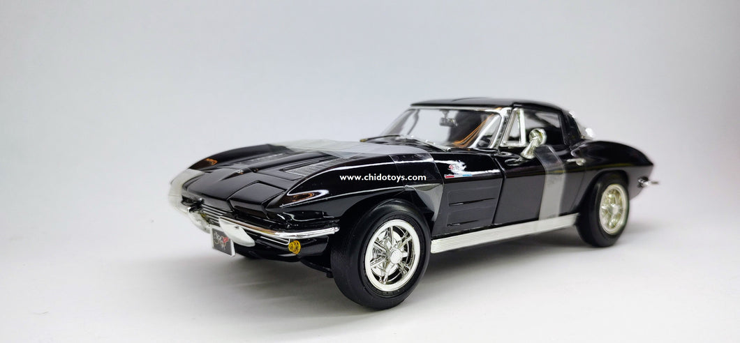 Auto a escala 1:18, Marca Amercian Muscle & ERTL, Modelo Corvette Sting Ray 1963, 50 Aniversario