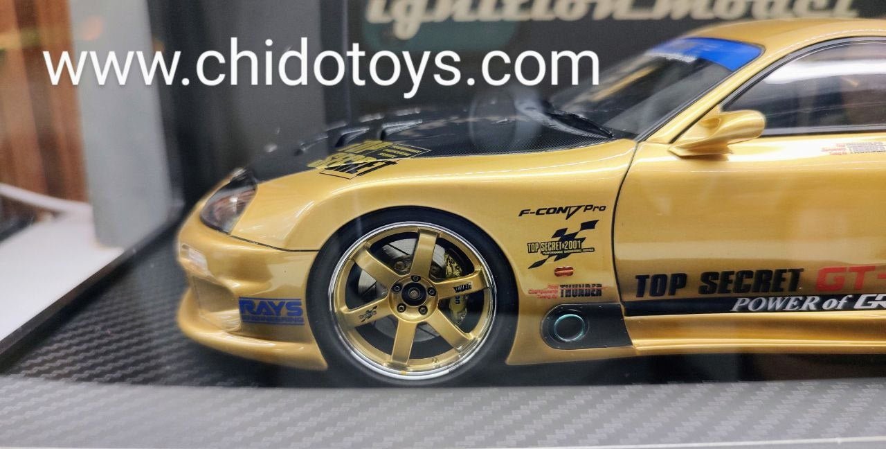 Auto a escala 1:18 marca Ignition Model, modelo Toyota Supra (JZA80) Top Secret TRD GT300 Widebody in Gold - Chido Toys