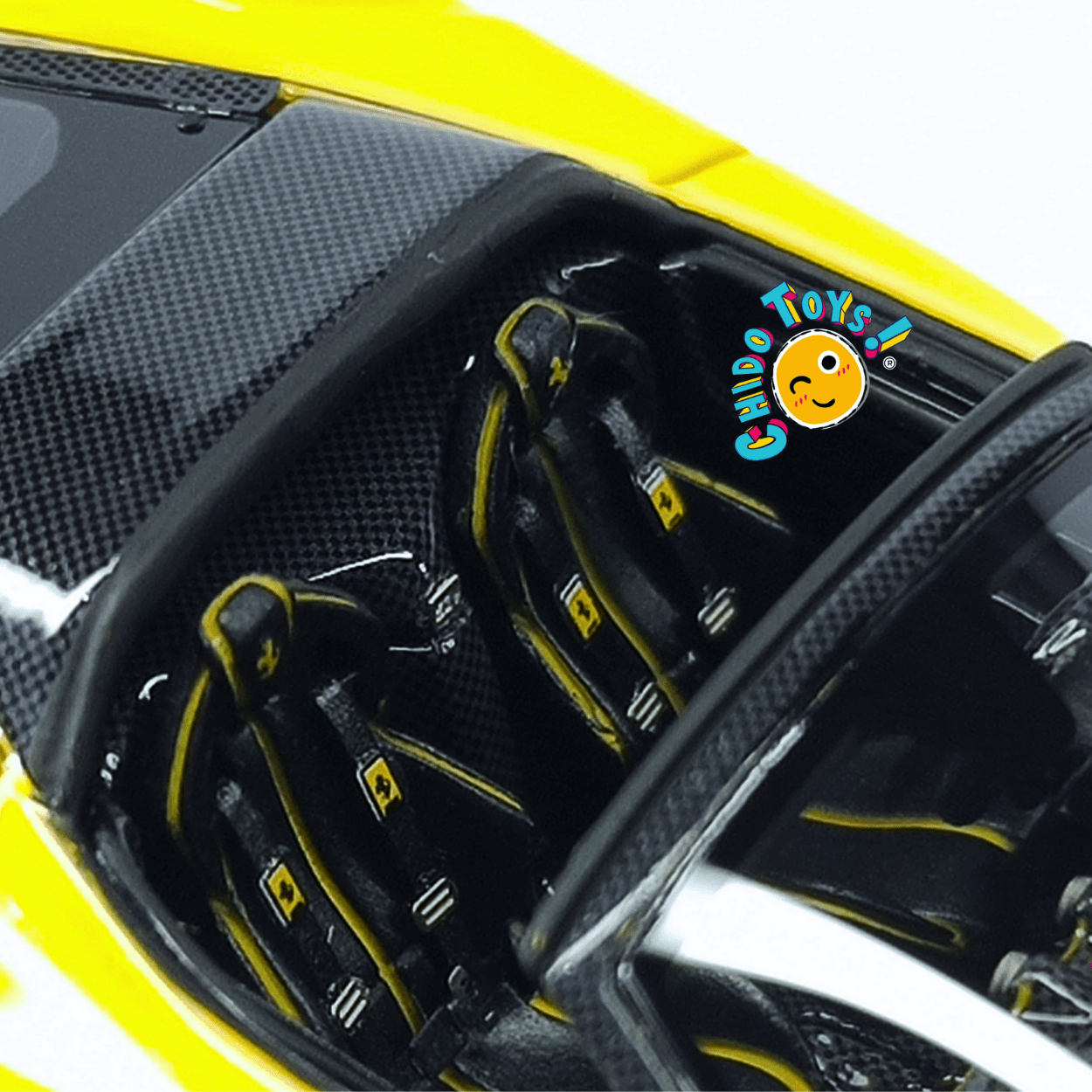 Auto a escala 1:64 LaFerrari Aperta Giallo Triplo Strato – FuelMe x TOC (Edición limitada) - Chido Toys
