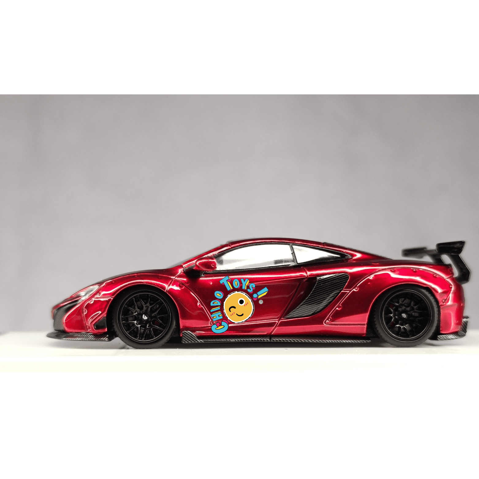 Auto a escala 1:64 McLaren 650S Liberty Walk - Chido Toys