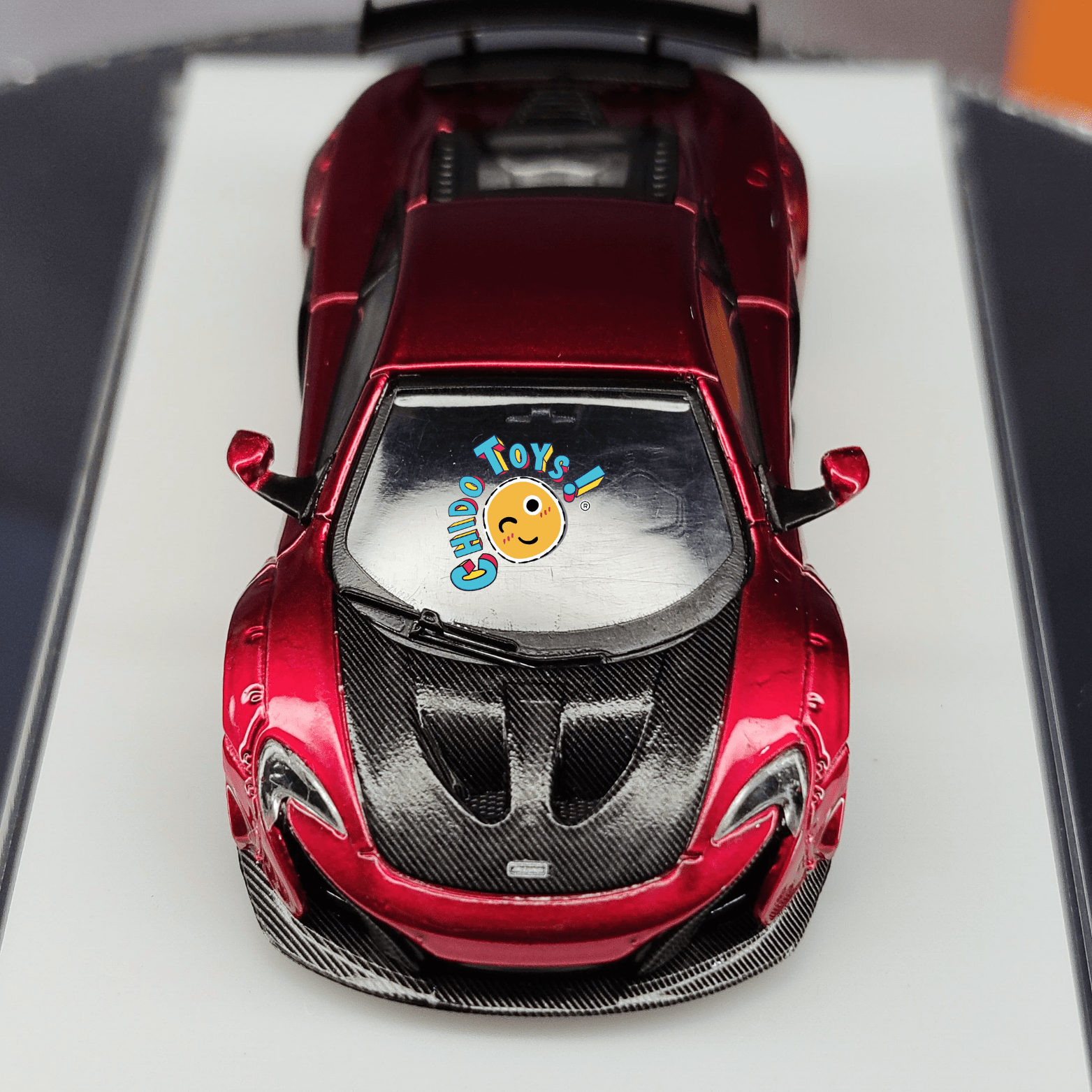 Auto a escala 1:64 McLaren 650S Liberty Walk - Chido Toys