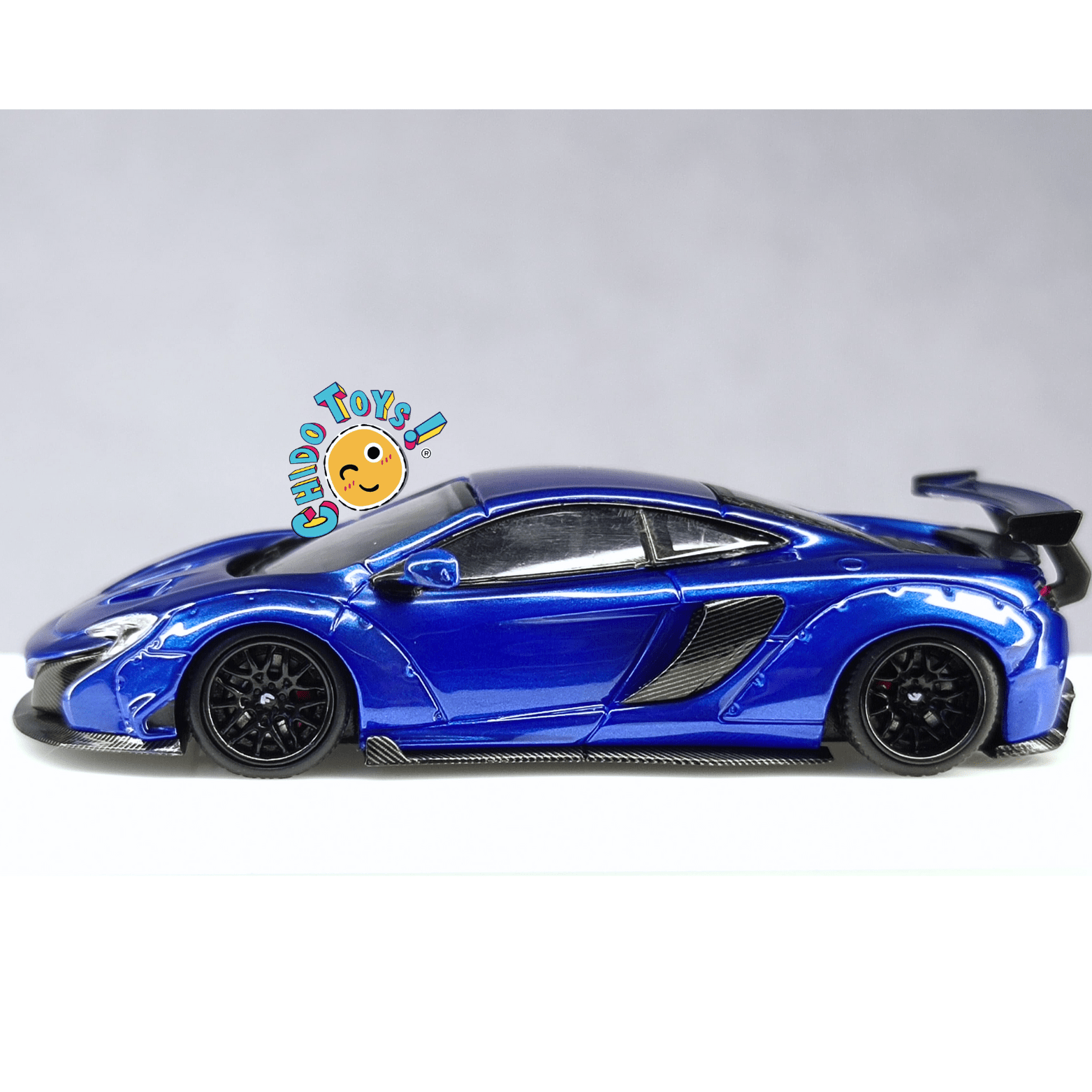 Auto a escala 1:64 McLaren 650S Liberty Walk - Chido Toys