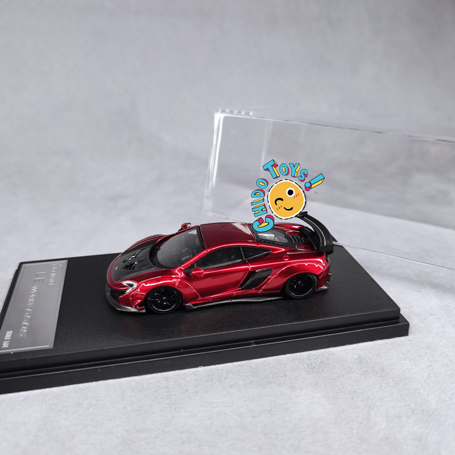 Auto a escala 1:64 McLaren 650S rojo candy – Star Model - Chido Toys