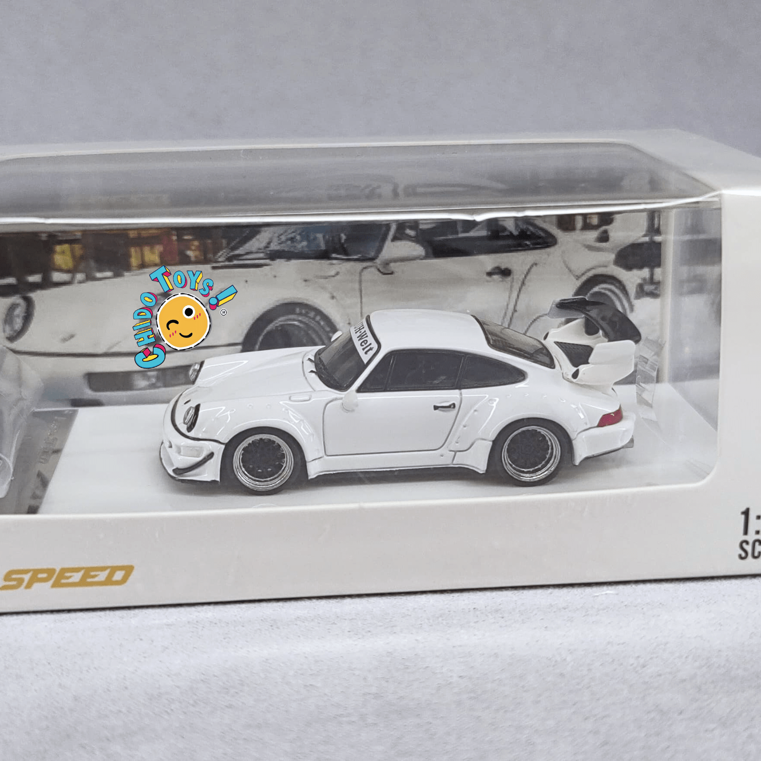 Auto a escala 1/64 Rauh - Welt RWB Wide Body Blanco - Chido Toys