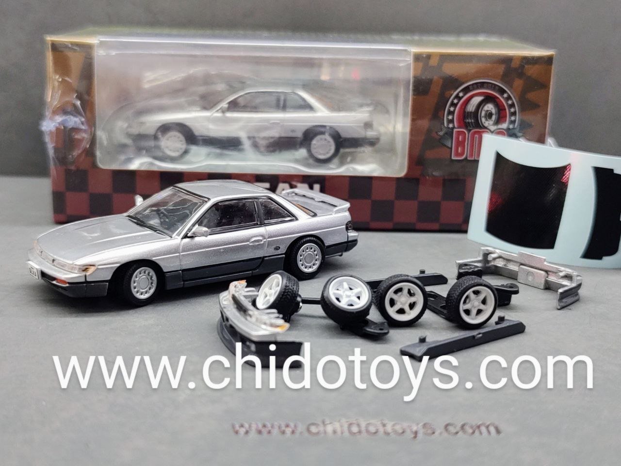 Auto a escala marca BMC, Modelo Nissan Silvia S13 - Chido Toys