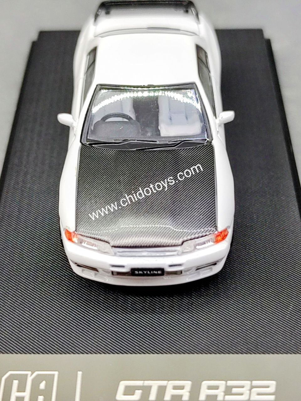 Auto a escala marca Cool Art, Modelo Nissan GTR R32 - Chido Toys