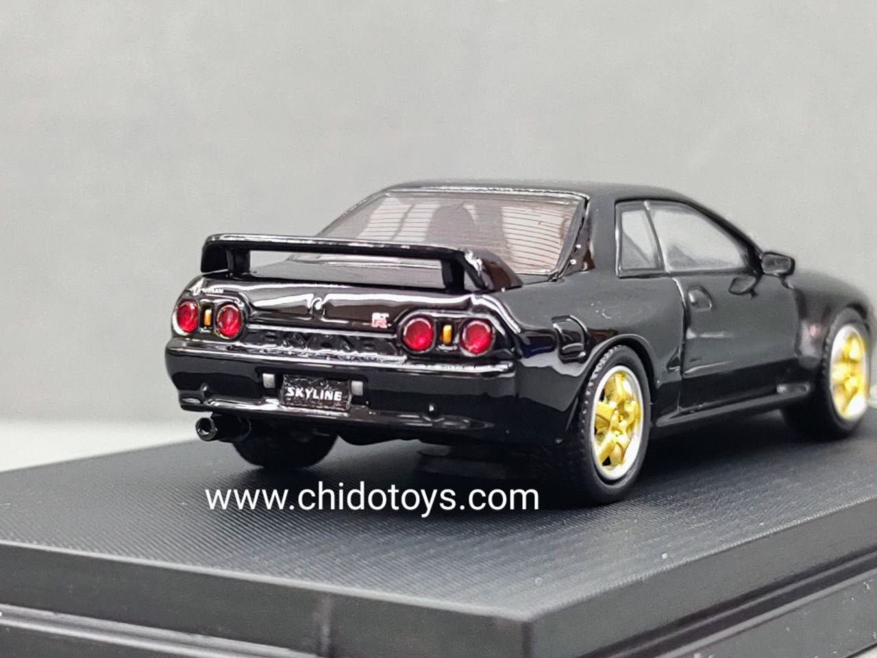 Auto a escala marca Cool Art, Modelo Nissan GTR R32 - Chido Toys
