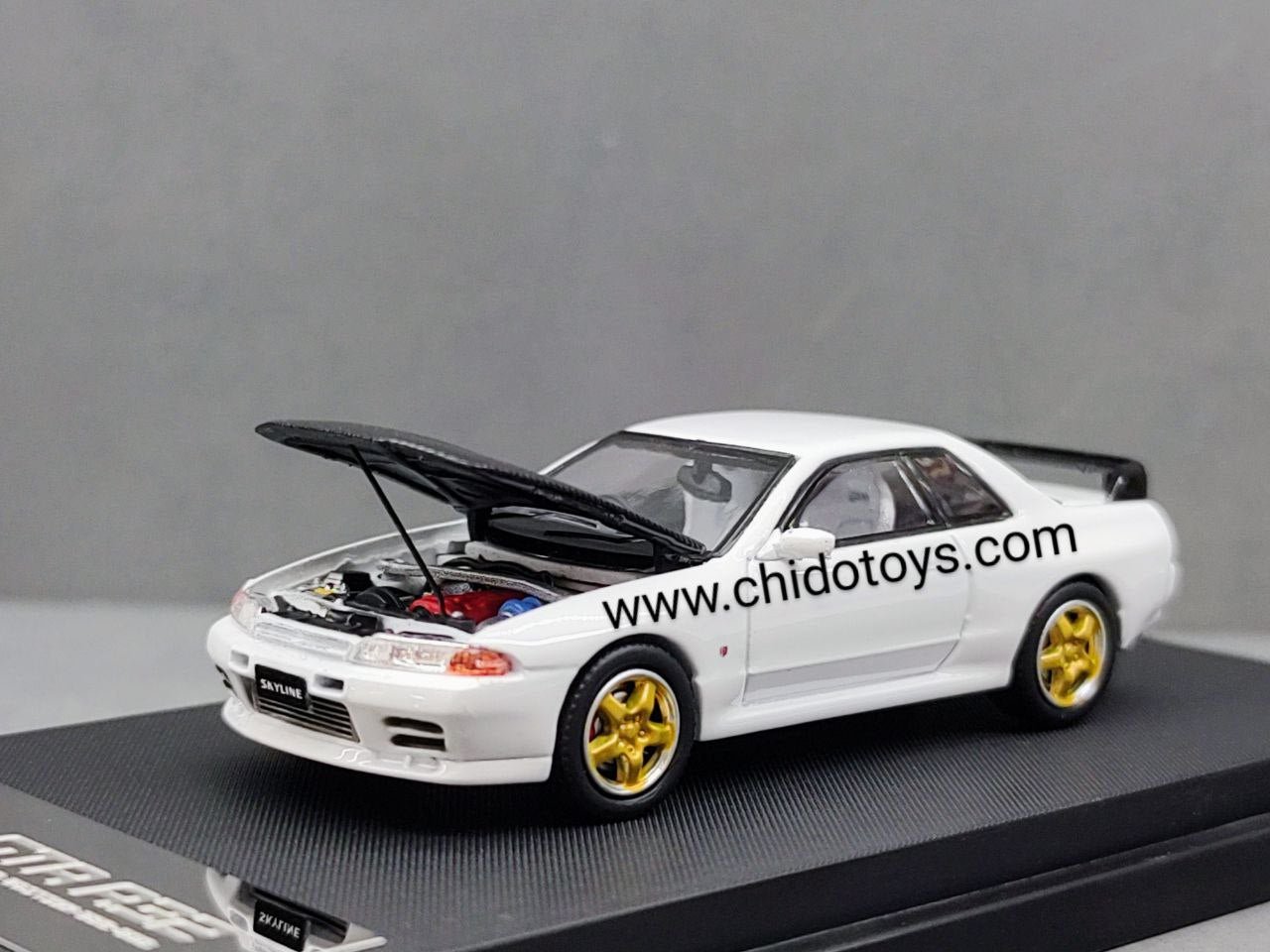 Auto a escala marca Cool Art, Modelo Nissan GTR R32 - Chido Toys