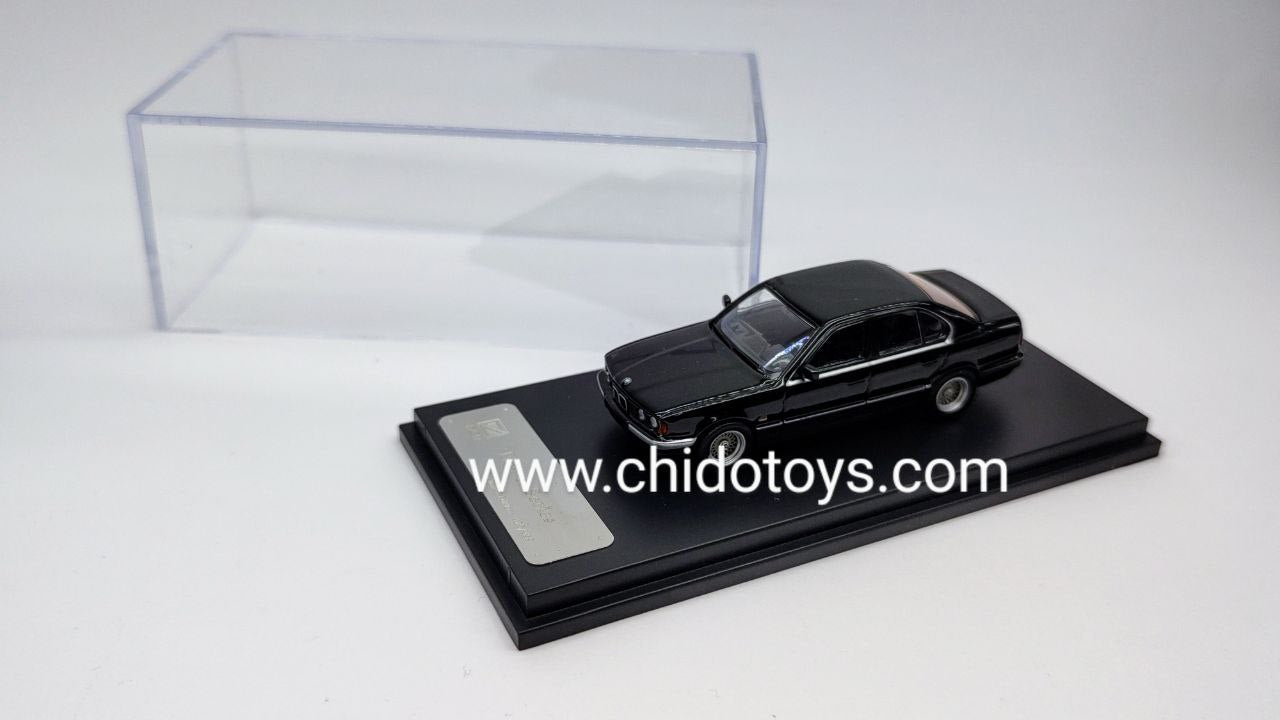 Auto a Escala Marca DCM Modelo BMW E 34 - Chido Toys