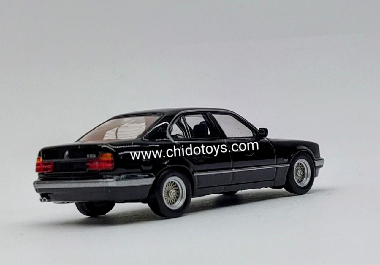 Auto a Escala Marca DCM Modelo BMW E 34 - Chido Toys