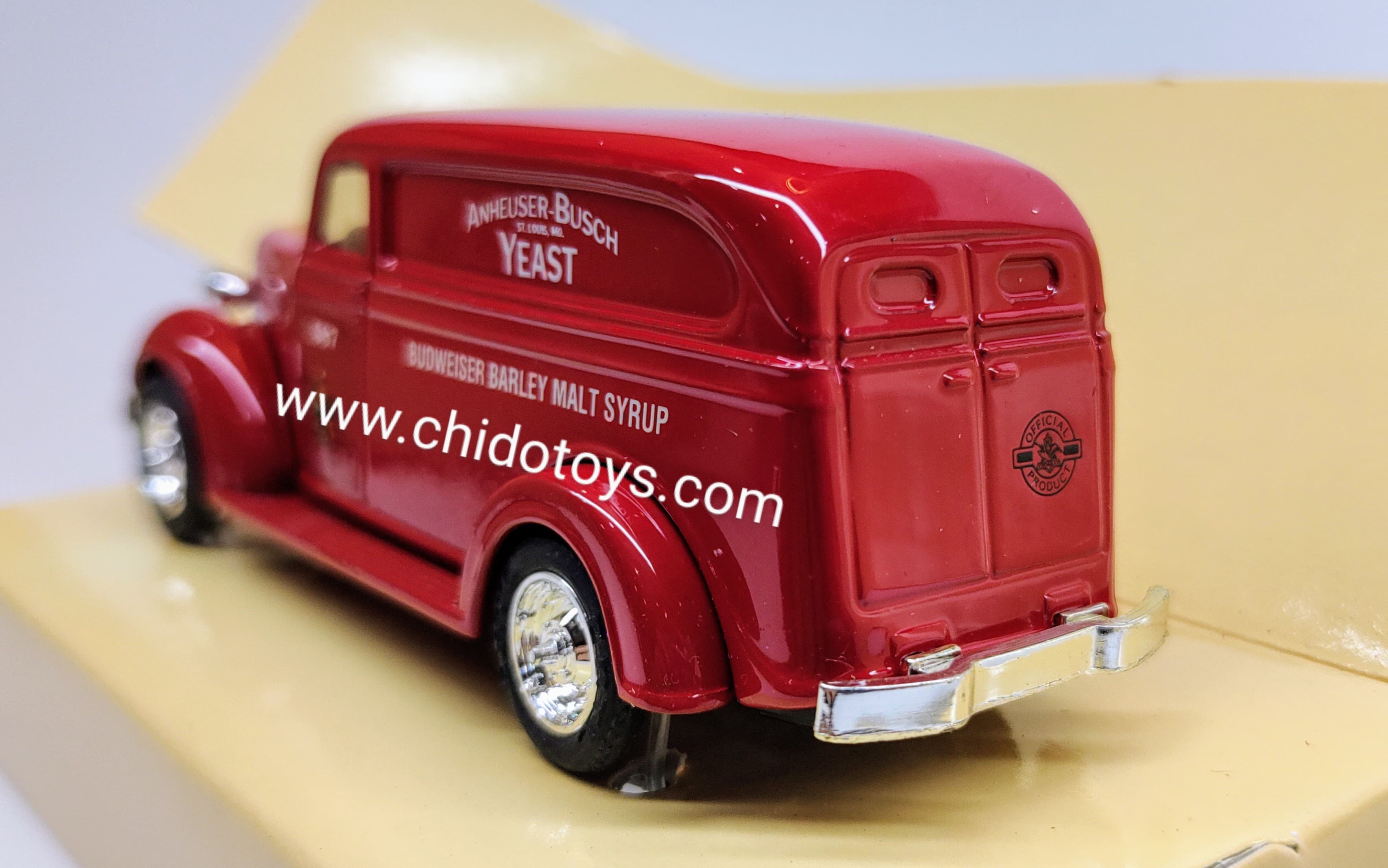 Auto a escala marca ERTL Modelo Chevy Panel Truck 1938 - Chido Toys