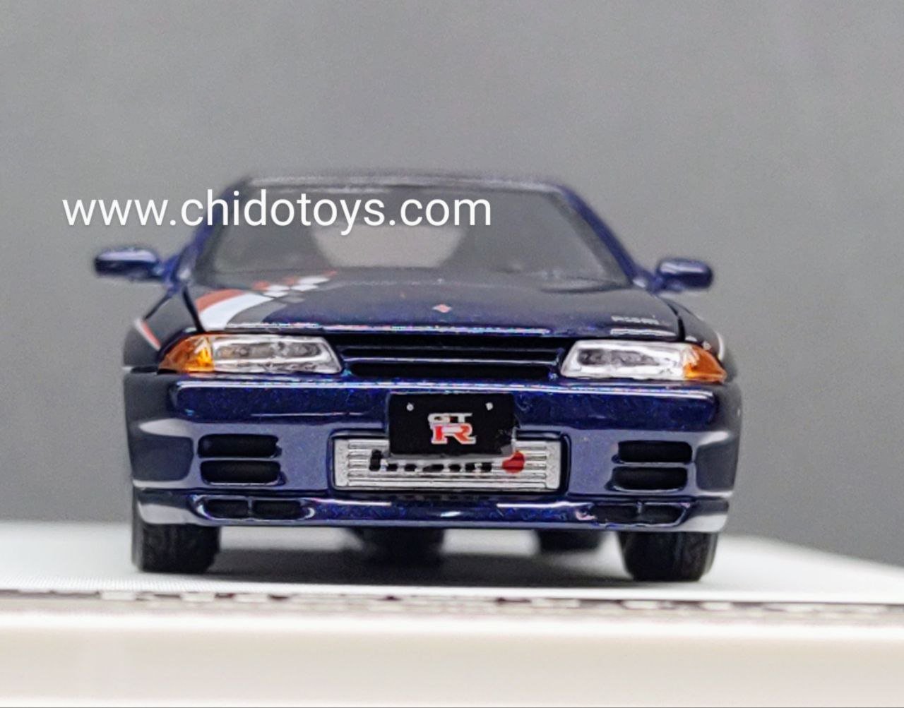 Auto a escala marca Focal Horizon R32 Blue con apertura de cofre - Chido Toys