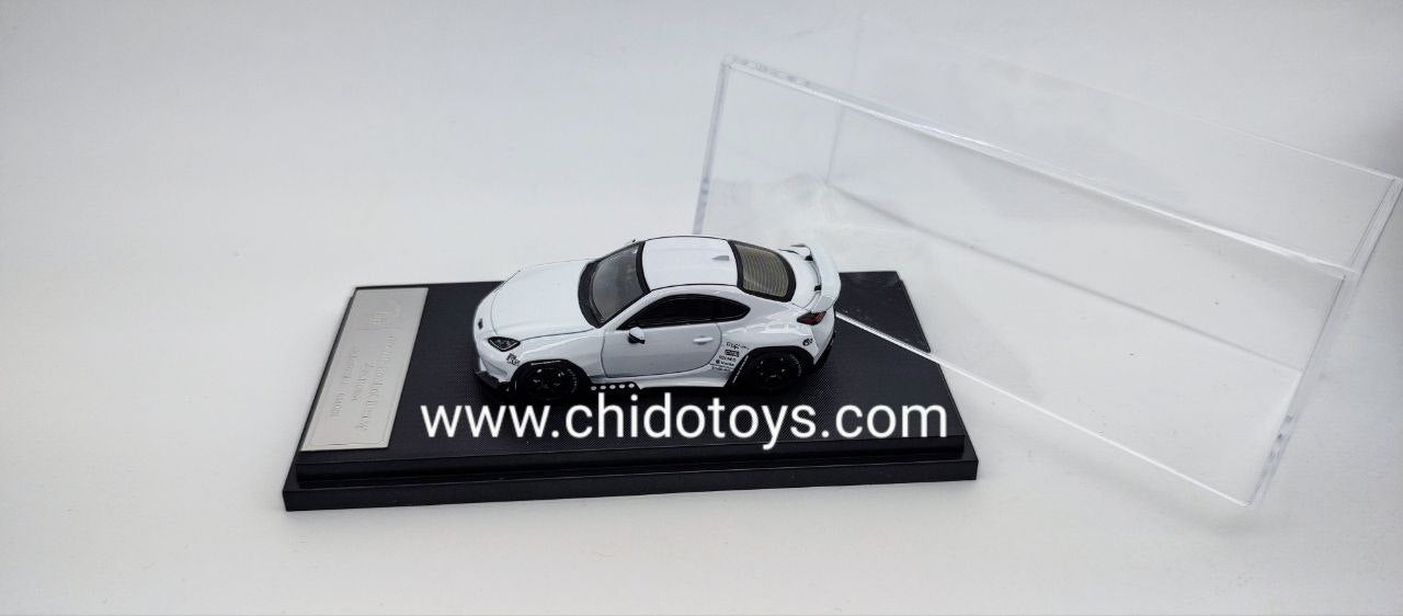 Auto a escala marca Fuji Modelo GR 86 Rocket Bunny - Chido Toys