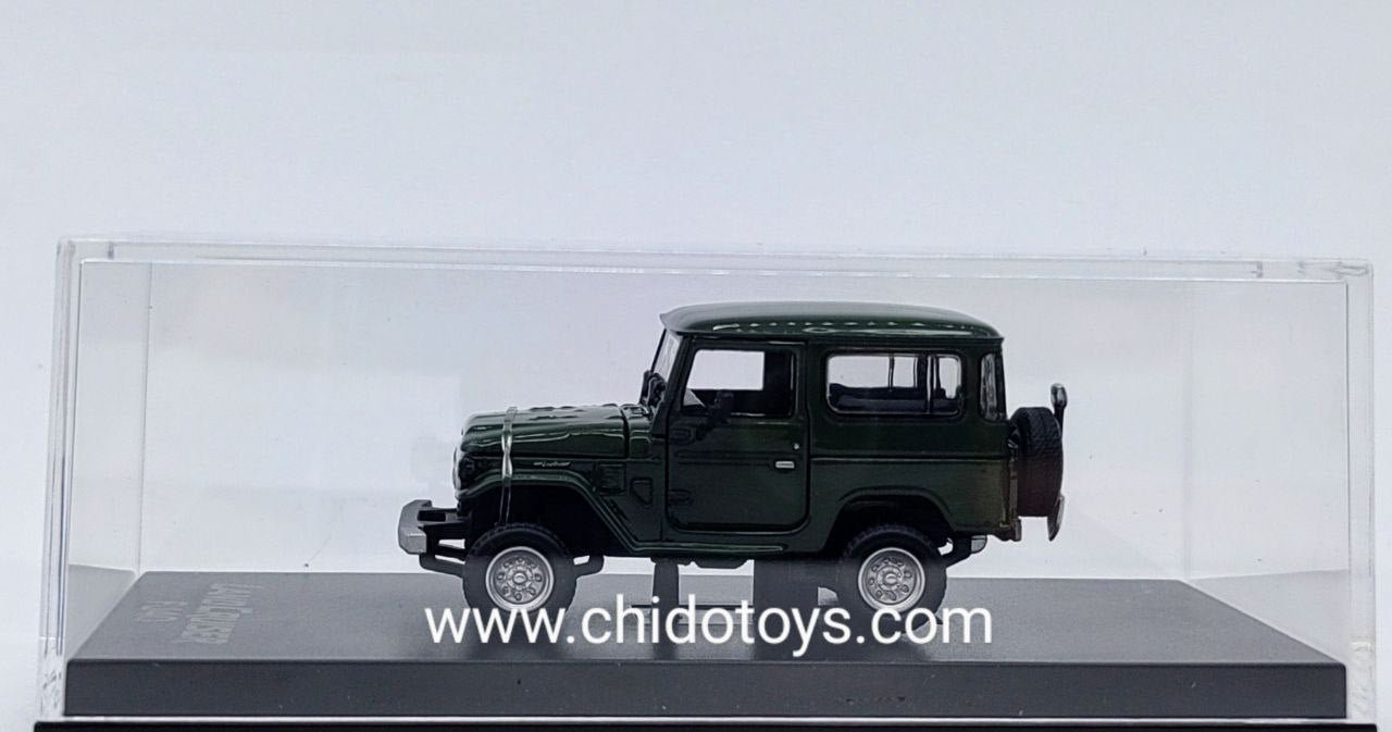 Auto a escala marca Hobby Fans, Modelo Toyota Land Cruiser FJ40 - Chido Toys