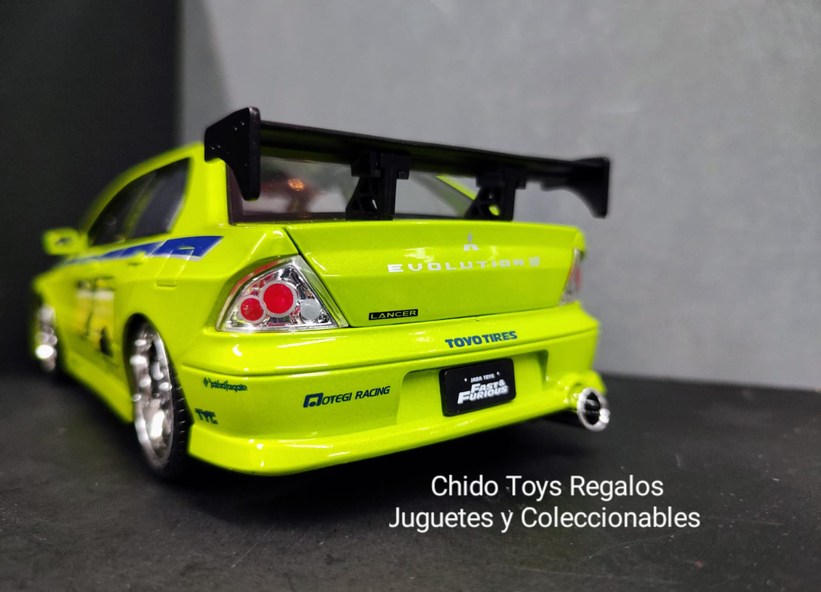 Auto a escala marca Jada, modelo Lancer Evolution VII - Chido Toys