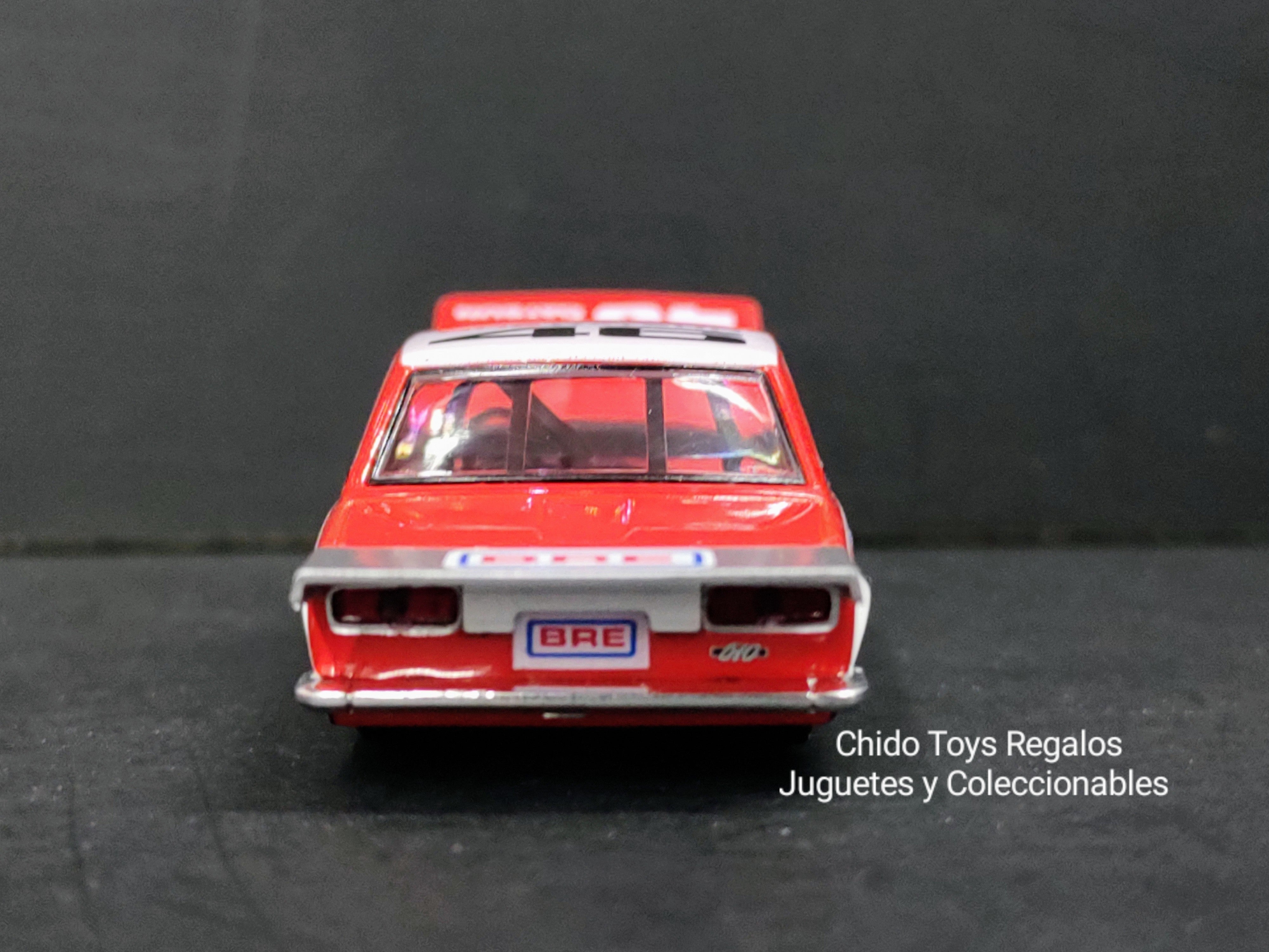 Auto a escala marca Kaido - House Mini GT, modelo Datsun 510 Pro Street, edad 14+ - Chido Toys