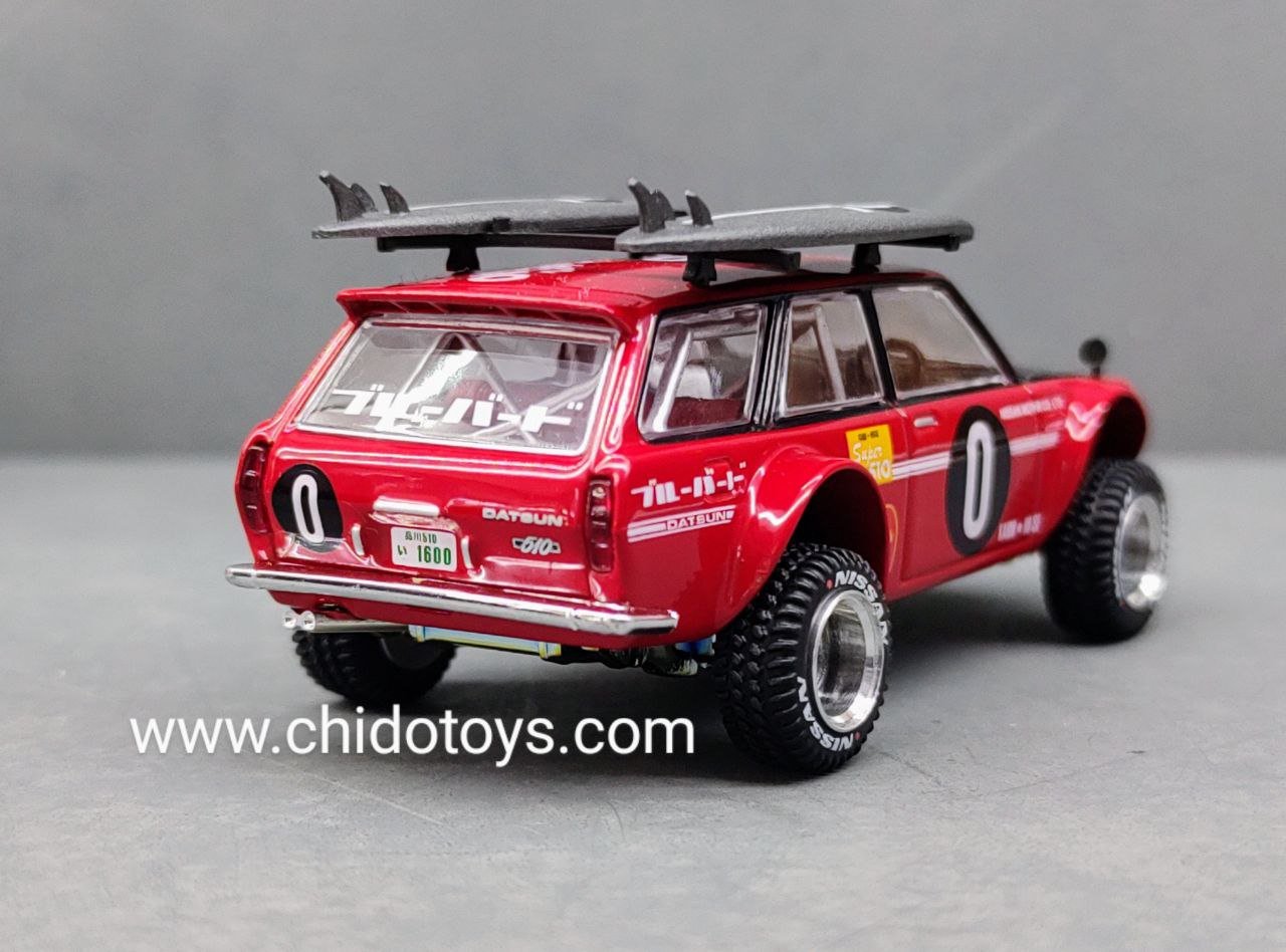Auto a escala marca Kaido House & Mini GT, Modelo Wagon 510, Surf Safari RS V2 - Chido Toys