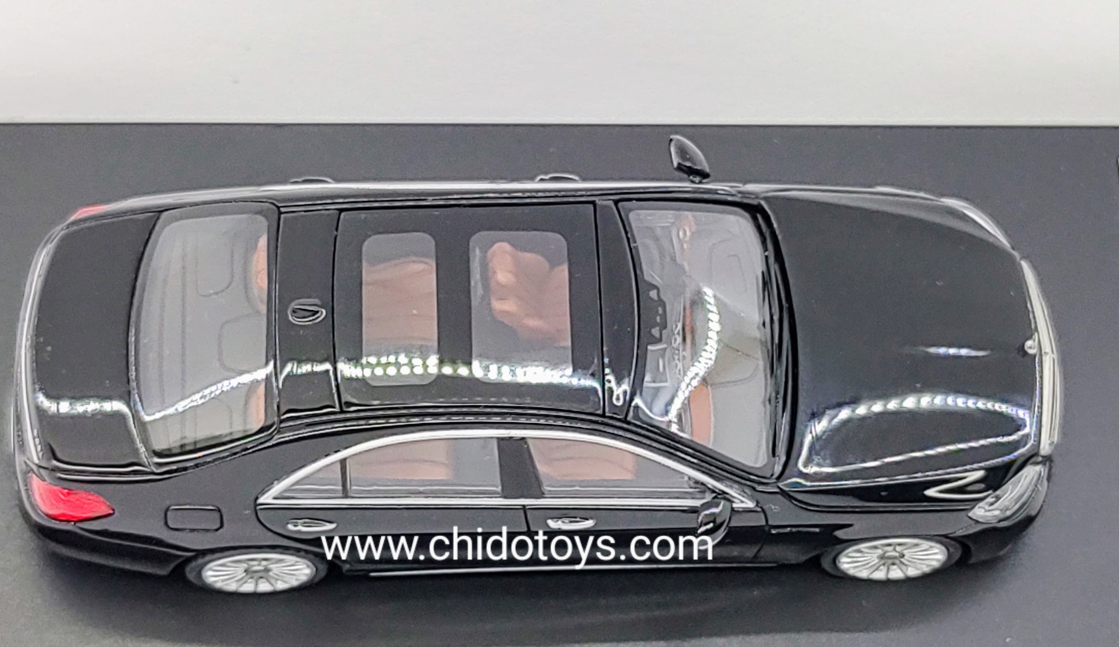 Auto a escala marca King Model, Modelo Mercedes Benz S65W222 - Chido Toys