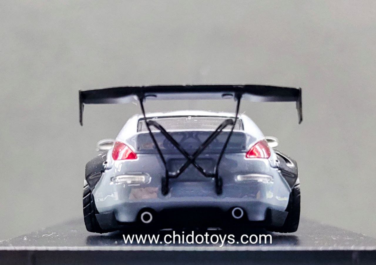 Auto a escala marca Lang Feng (LF) Model, Nissan 350 Z "DK" Fast and Furious - Chido Toys