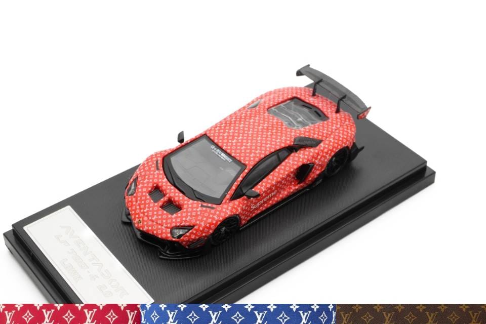 Auto a escala marca LBWK, Modelo Lamborghini Aventador 2.0 LP 700 - 4 - Chido Toys