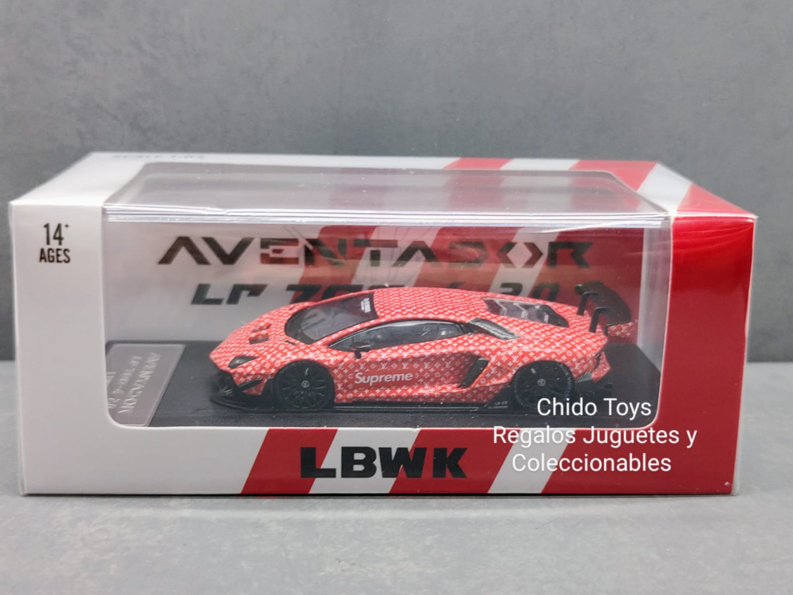 Auto a escala marca LBWK, Modelo Lamborghini Aventador 2.0 LP 700 - 4 - Chido Toys