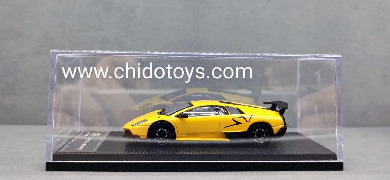 Auto a escala marca Maxwell, Modelo Lamborghini Murciélago LP670 - 4 SV - Chido Toys
