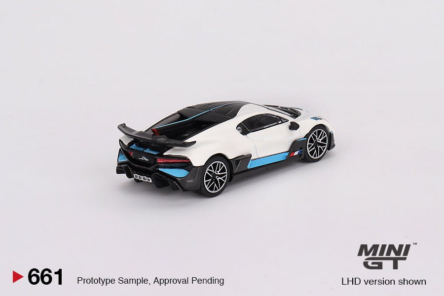 Auto a escala marca Mini GT, Modelo Bugatti Divo - Chido Toys