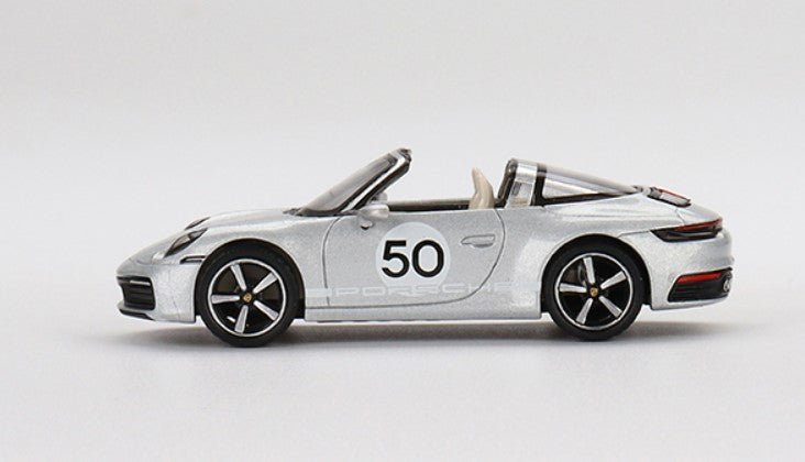 Auto a escala marca Mini GT modelo Porsche 911 Targa 4S Heritage Silver - Chido Toys