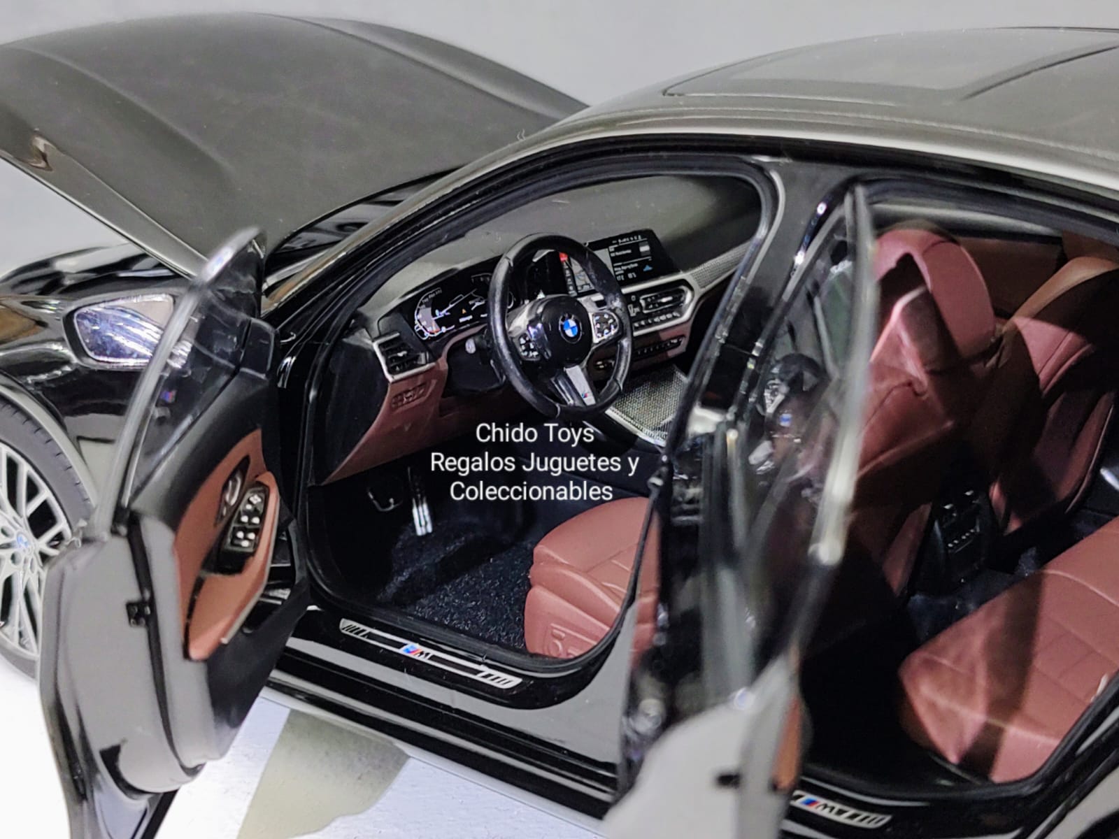 Auto a escala marca NOREV Modelo BMW, SERIE 3 (G20) 330i 2019 - Chido Toys