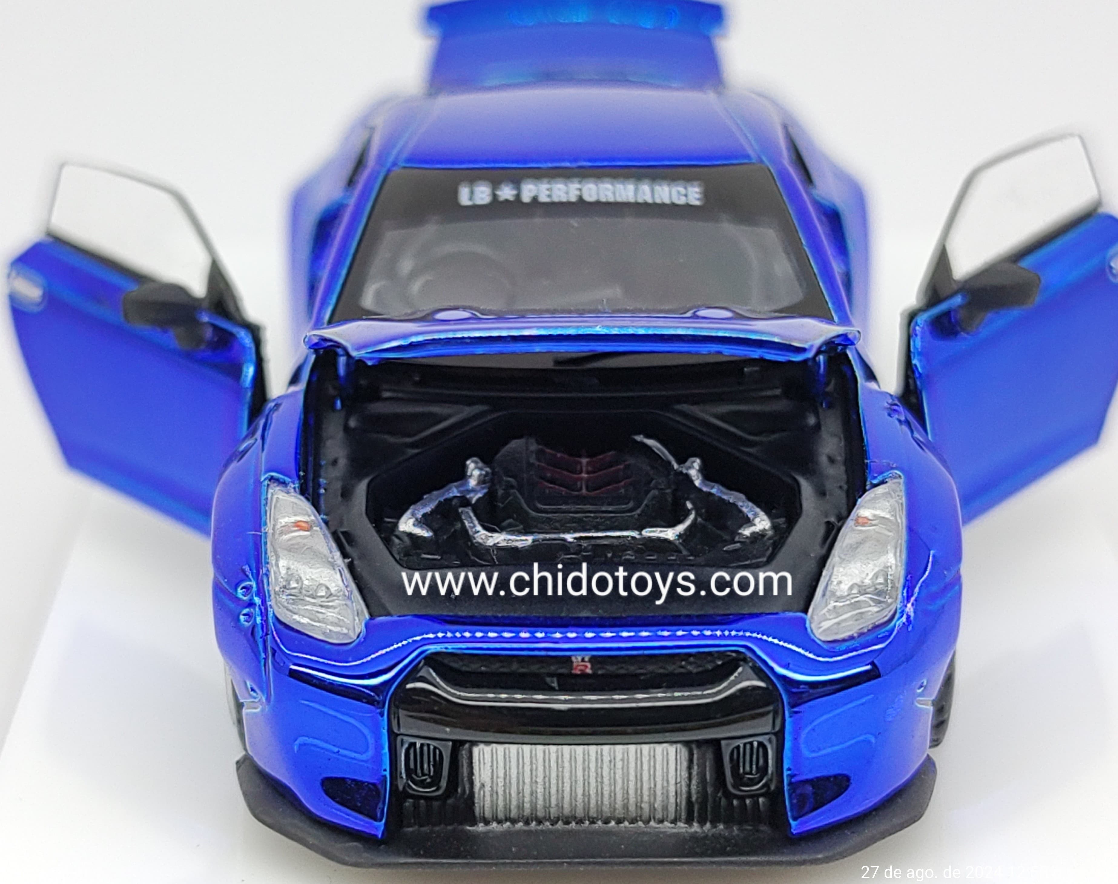 Auto a escala marca Old Time, Modelo Nissan GT - R (R35) - Chido Toys