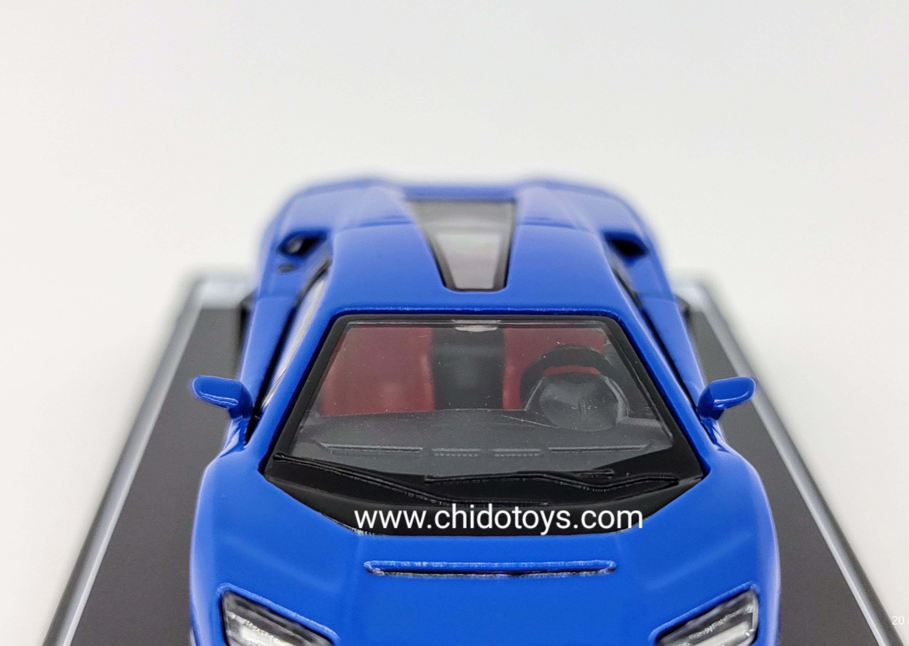 Auto a escala marca Poster Cars, Nueva Serie 2023; cada pieza desde un precio - Chido Toys