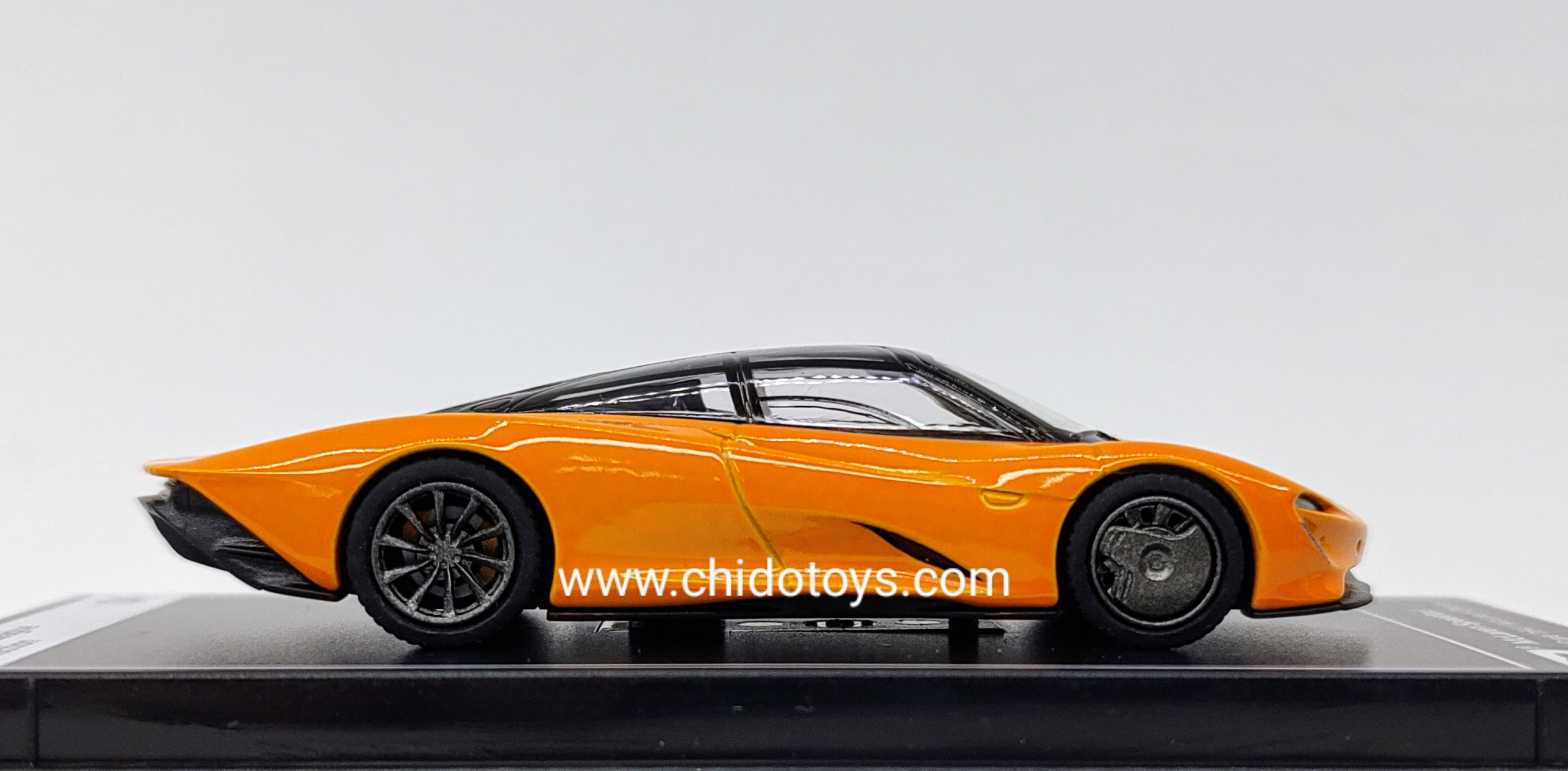 Auto a escala marca Poster Cars, Nueva Serie 2023; cada pieza desde un precio - Chido Toys