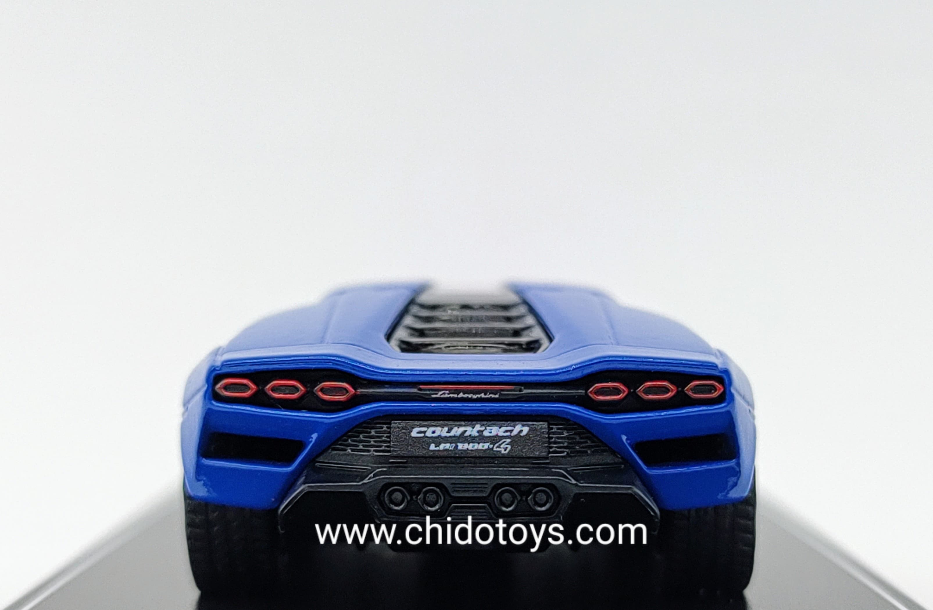 Auto a escala marca Poster Cars, Nueva Serie 2023; cada pieza desde un precio - Chido Toys