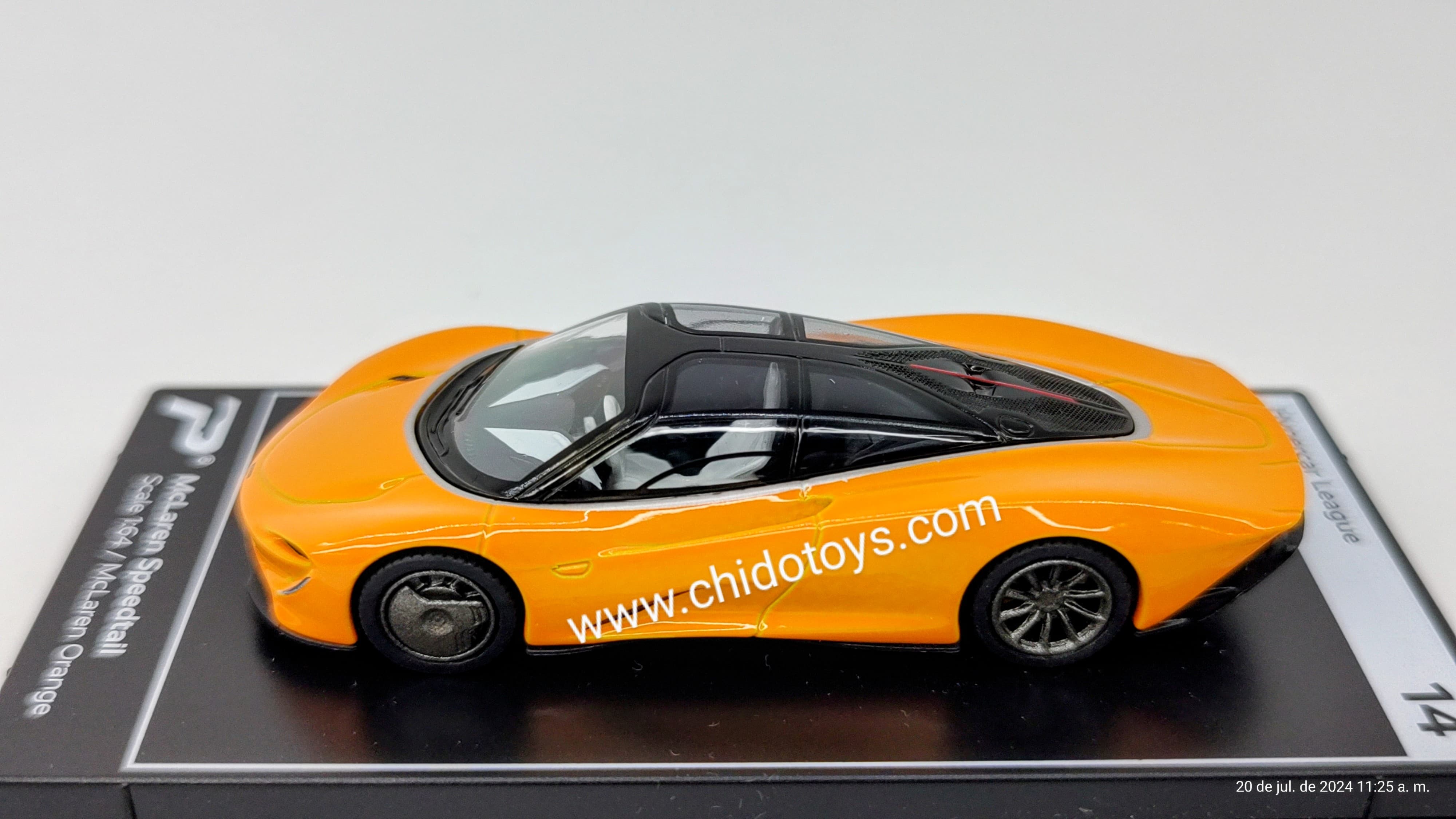 Auto a escala marca Poster Cars, Nueva Serie 2023; cada pieza desde un precio - Chido Toys