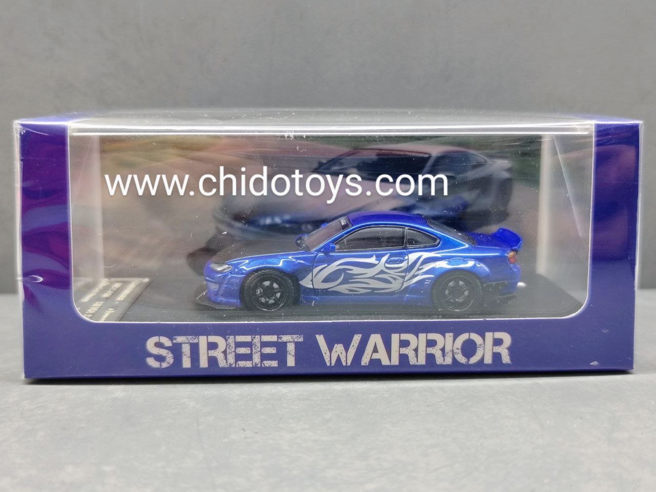 Auto a escala marca Street Weapon modelo Nissan Silvia RocketBunny. - Chido Toys