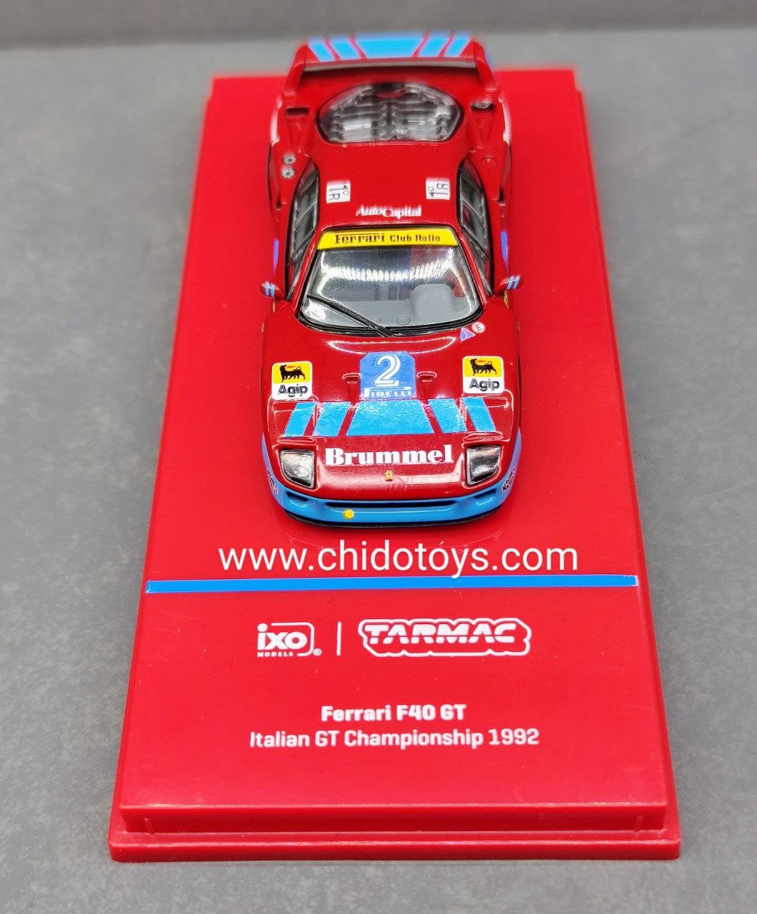 Auto a escala marca Tarmac, modelo Ferrari F40 GT Italian GT Championship 1992. - Chido Toys