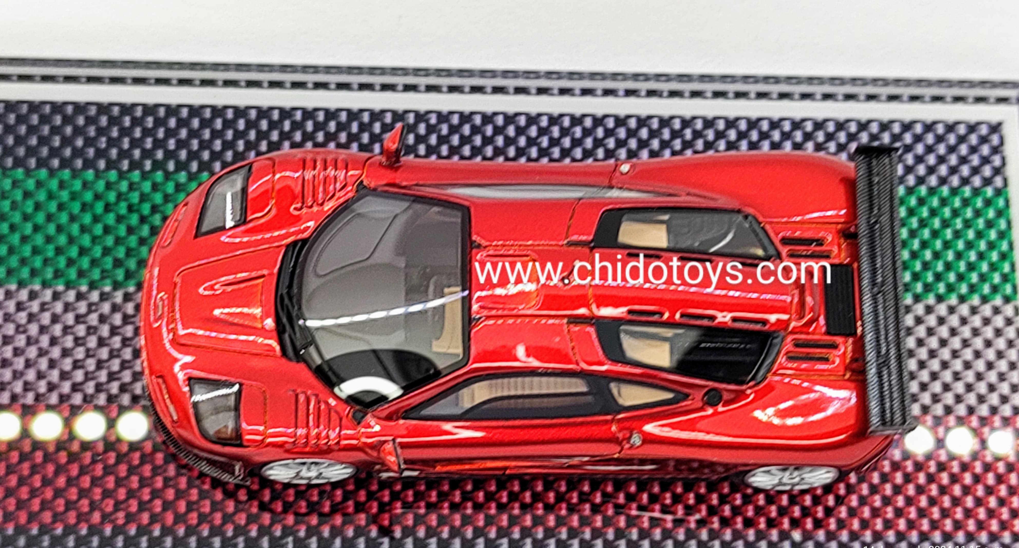 Auto a escala marca U2, Modelo McLaren MF1 LM - Chido Toys