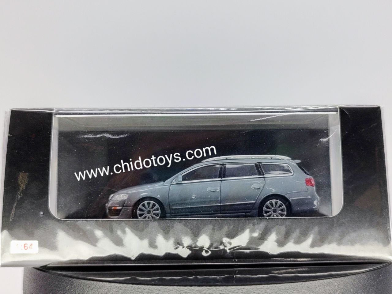Auto a escala Passat R36 - Chido Toys