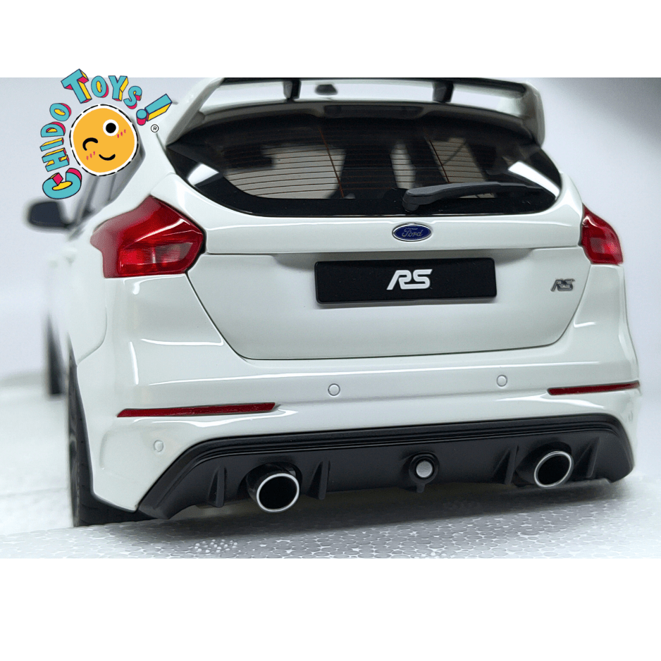 AUTOart Ford Focus RS 2016 1:18 Frozen White con aperturas - Chido Toys
