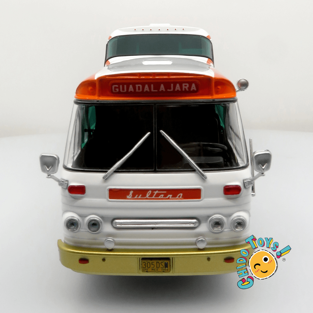 Autobús Sultana TM 44 - 18 1:43 La Flecha Amarilla - Chido Toys