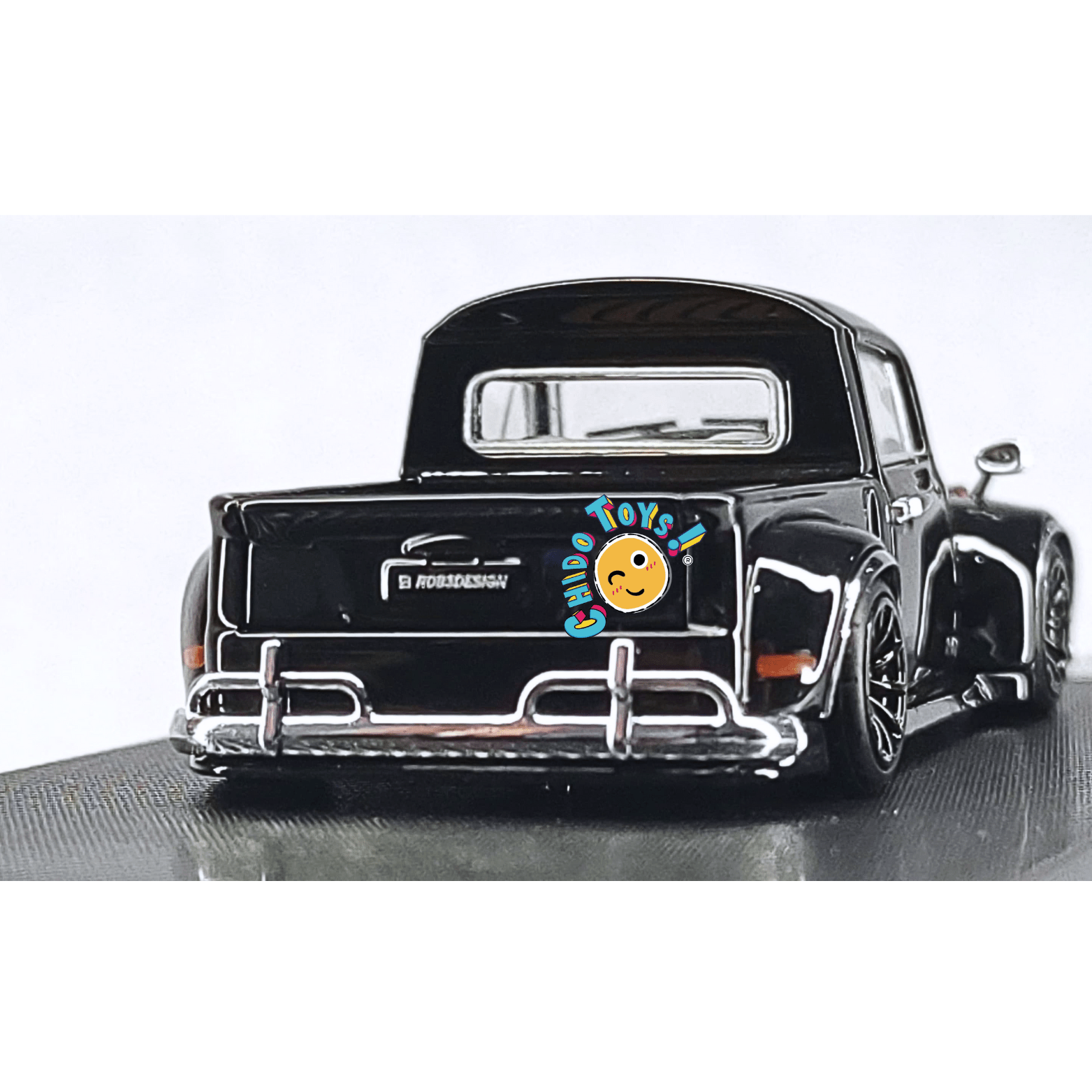 Beetle Pickup Negro 1:64 Lyberty64 con Capelo, Llantas de Goma y Caja Removible - Chido Toys