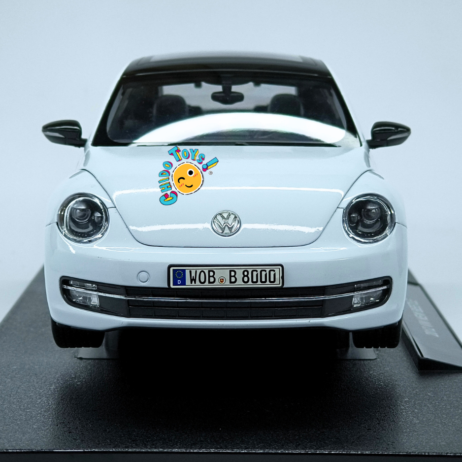 Welly Volkswagen New Beetle 2012 1:18 blanco