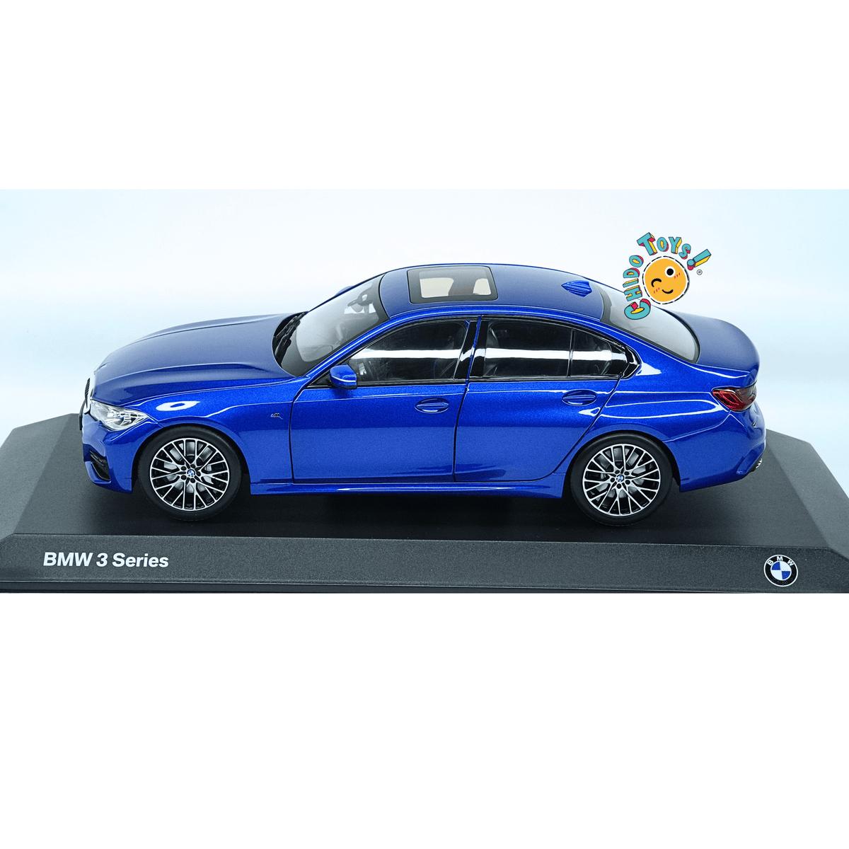 BMW Serie 3 330i G20 M Sport 2019 1:18 Azul Portimao Metallic – BMW Collection - Chido Toys