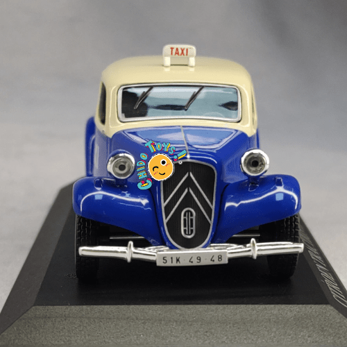 Citroen Traction 11 Taxi 1955 a escala 1:43 - Chido Toys