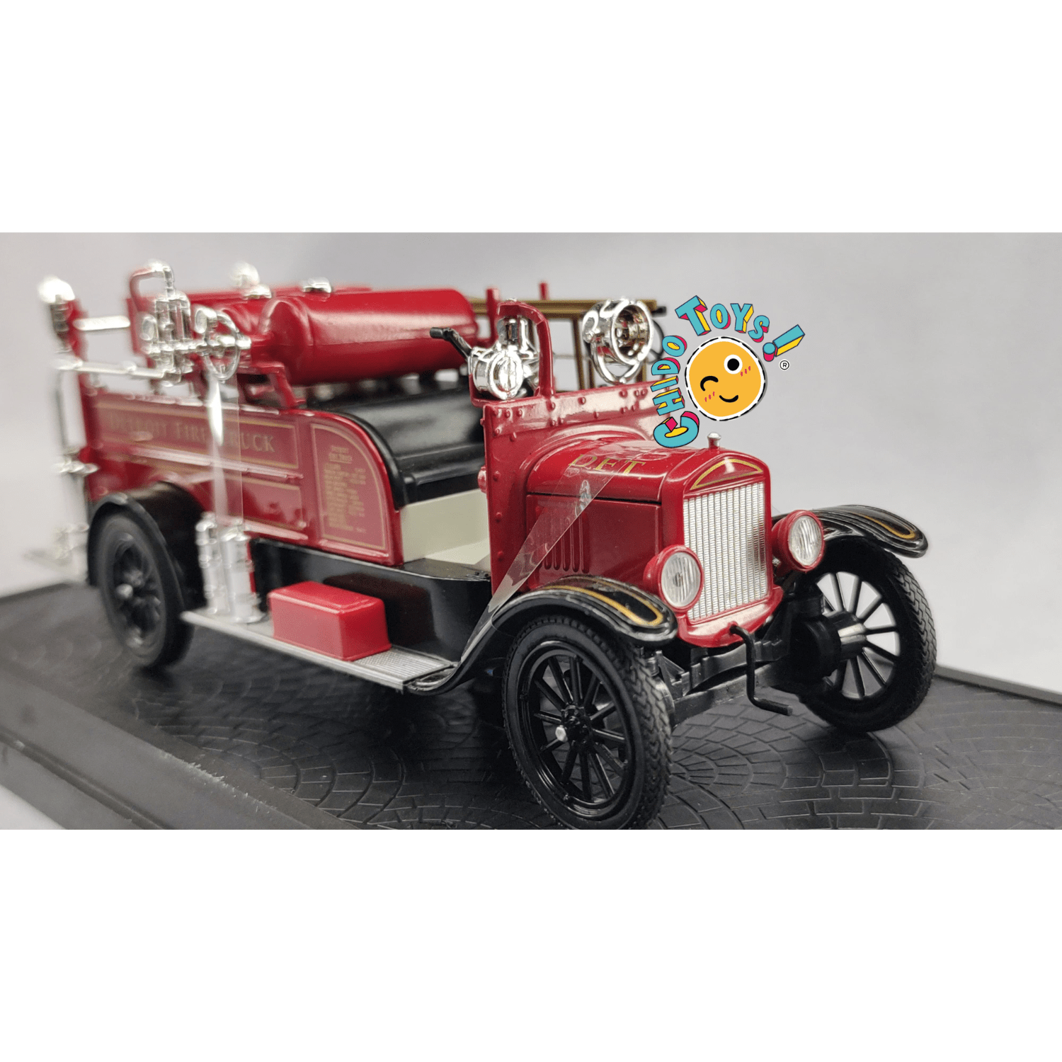 Ford Model T Fire Truck 1926 – Signature Models 1:32 - Chido Toys