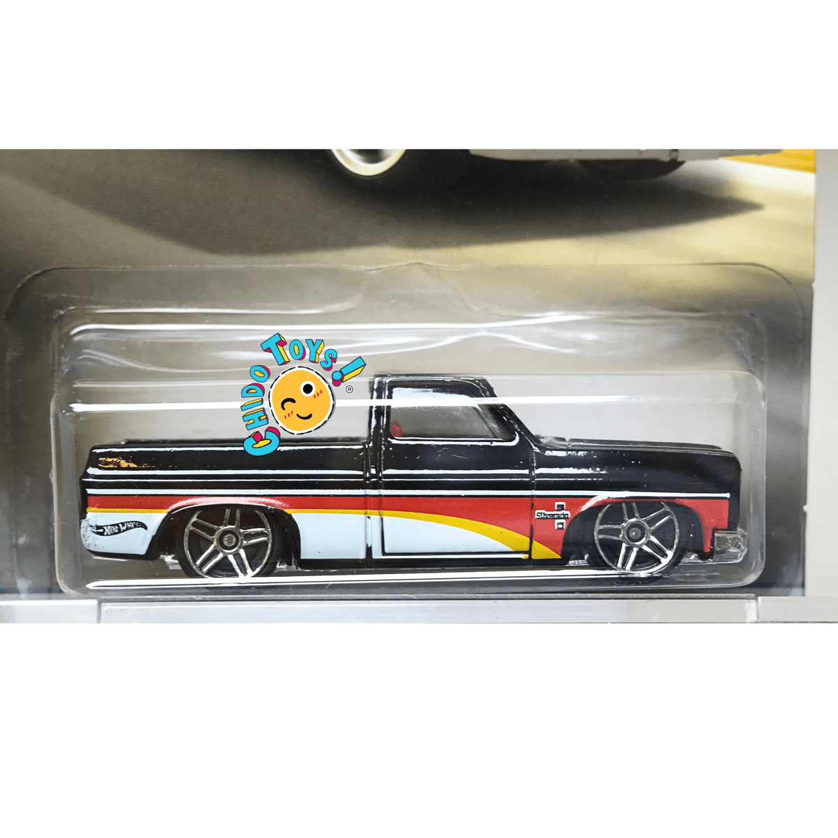 Hot Wheels ’83 Chevy Silverado Chevrolet Trucks 100 Years 1:64 negra 2/8 - Chido Toys