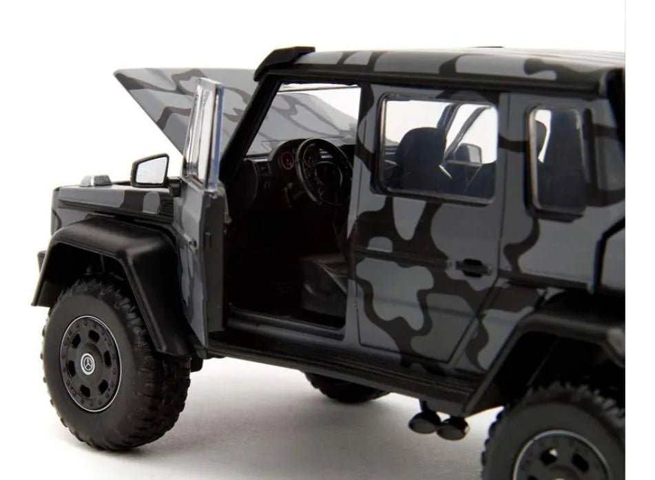 Jada Mercedes - Benz G63 AMG 6x6 1:24 camuflaje con apertura total - Chido Toys