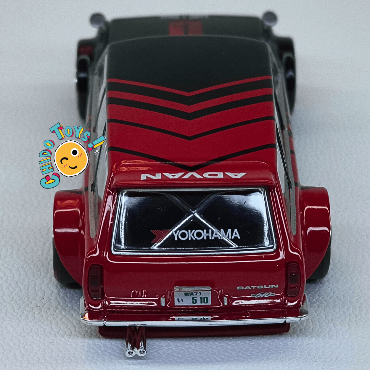 Kaido House 033, Datsun 510 Wagon Advan 1:64 cofre funcional - Chido Toys